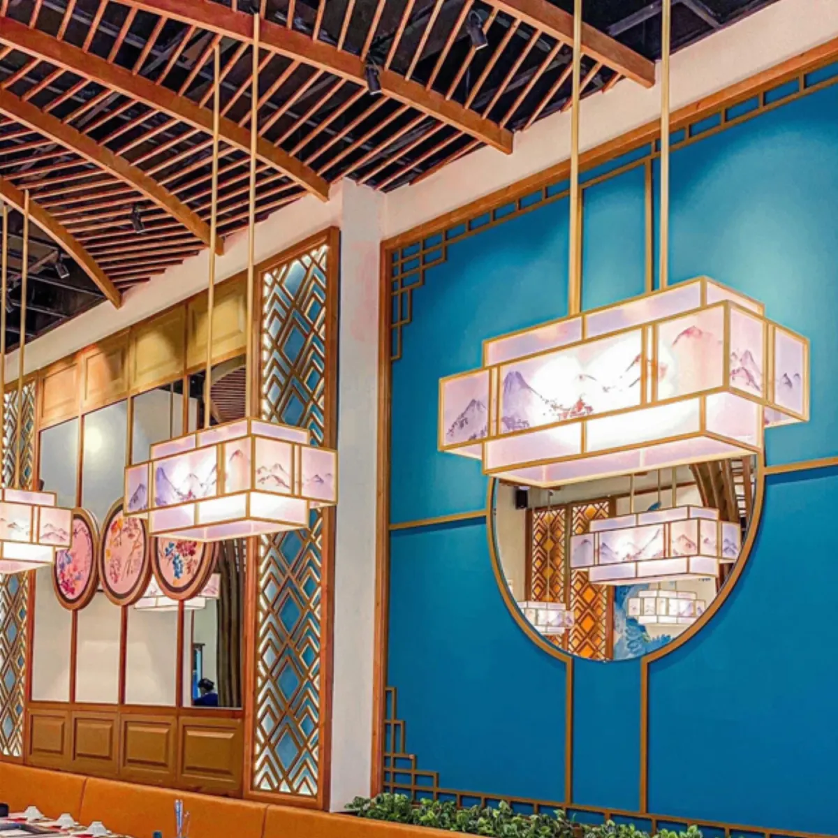 Cụm chao đèn vải bar dáng hộp vẽ trang trí không gian cocktail lounge